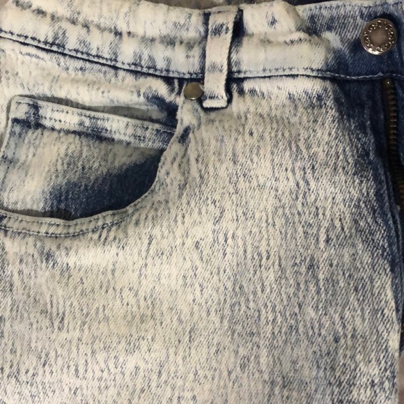 L.A Blues Light Wash Vintage High Waisted Jeans - Picture 4 of 6